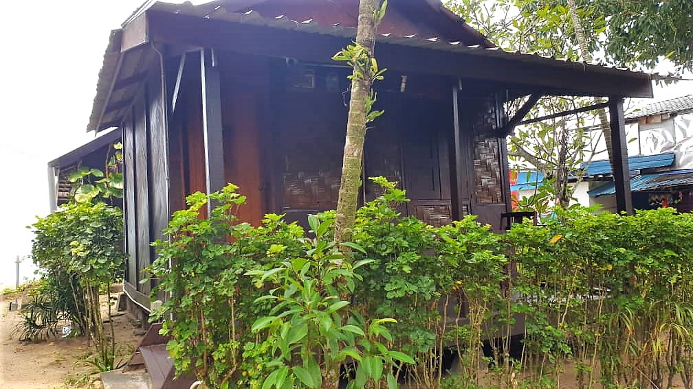 Chalet with view of the garden